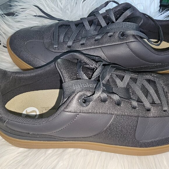 Used LULULEMON Men's Cityverse Sneaker - Picture 3 of 5